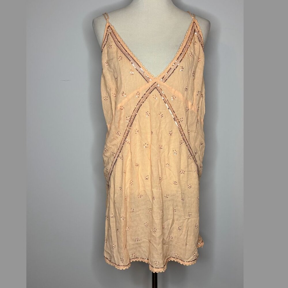 Free People - Chloe Embroidered Slip Mini Dress in Sweet Peach